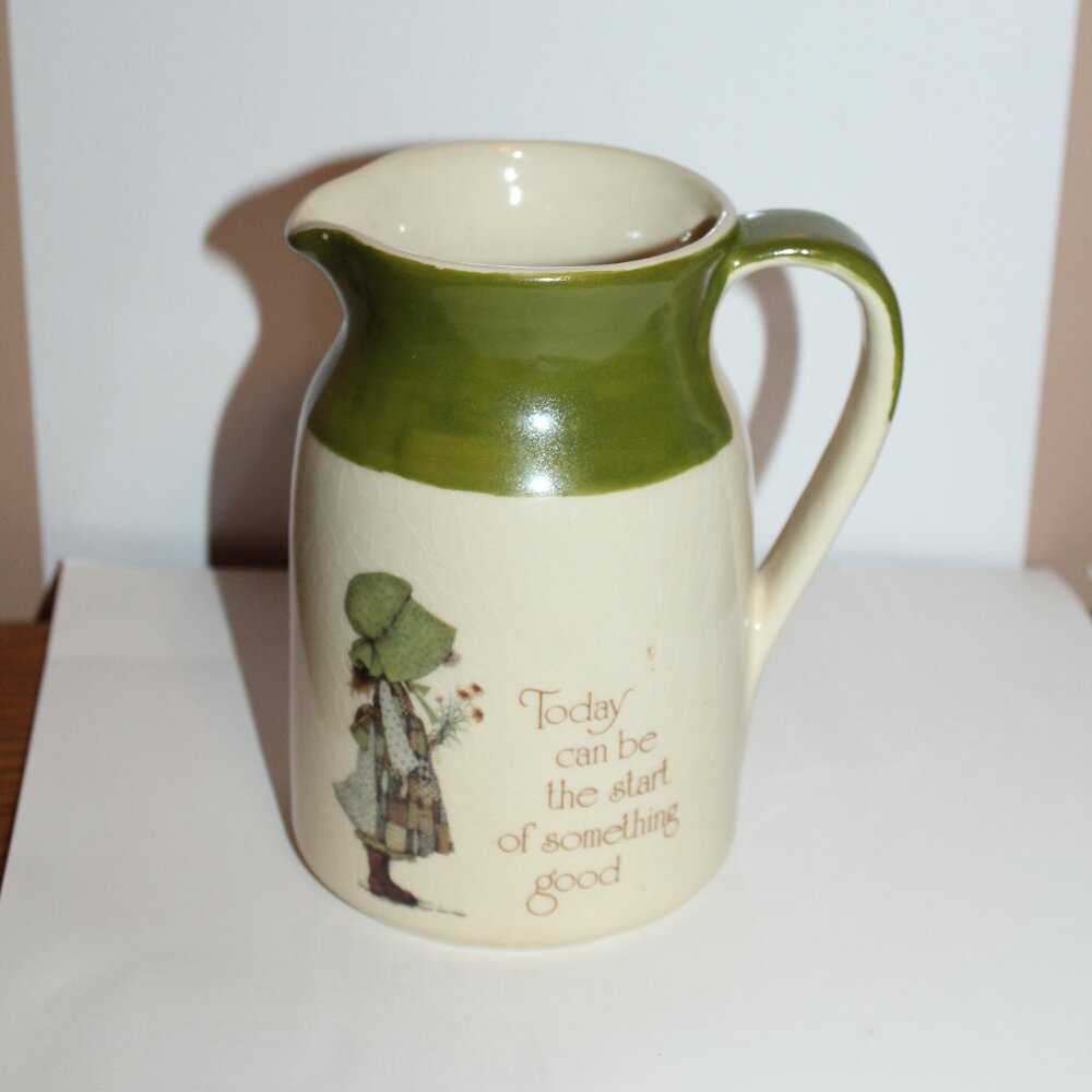 1978 Holly Hobbie Green Country Living Jug